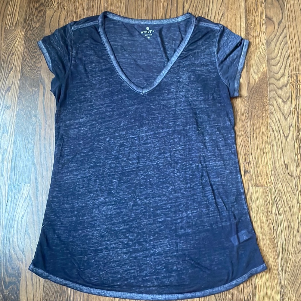 Athleta purple blue breezy tee shirt top, size M